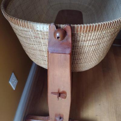 Custom Made Nantucket Basket Bassinet with Cherry Wood Frame Local Artist