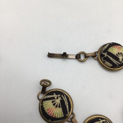 Vintage fan designs bracelet