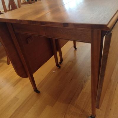 Solid Wood Drop Leaf Gate Leg Table with Three Leaf Inserts