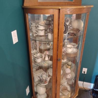 Vintage Solid Oak Bowfront Curio Cabinet (No Contents)