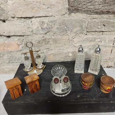 Vintage salt and pepper shakers lot