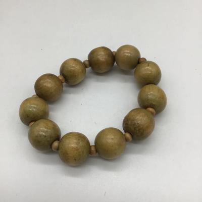 Wooden beaded bracelet
