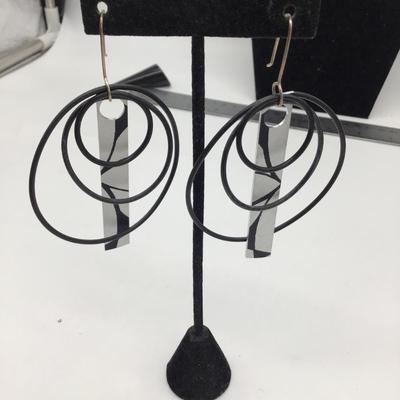 Rubber material fashion hoop earrings