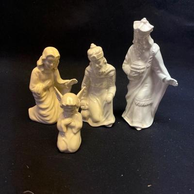 W. Goebel Ceramic Nativity Set (BS-MG)