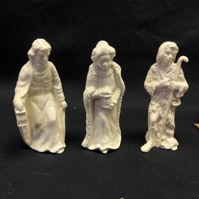 W. Goebel Ceramic Nativity Set (BS-MG)