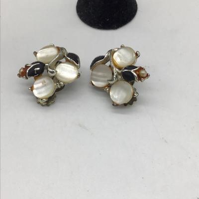 Vintage clip on earrings