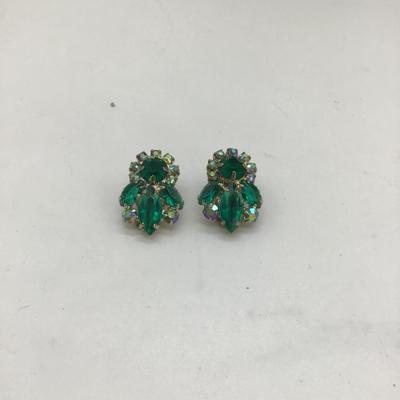 Vintage green clip on Earrings