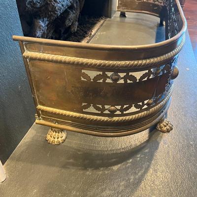 Footed Brass Fireplace Guard (BS-MG)