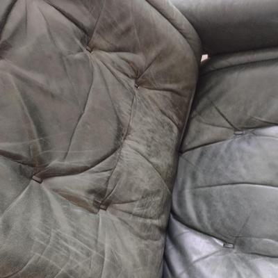 Ekornes Leather Gravity Chair Green Tone