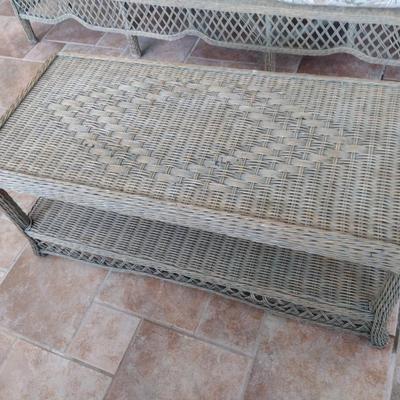 Wicker Rattan Patio Accent or Coffee Table