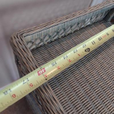 Wicker Rattan Patio Two-Shelf Stand