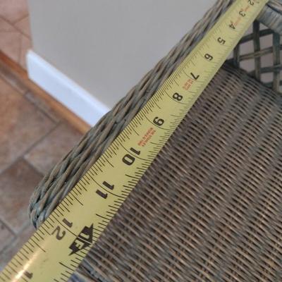 Wicker Rattan Patio Two-Shelf Stand