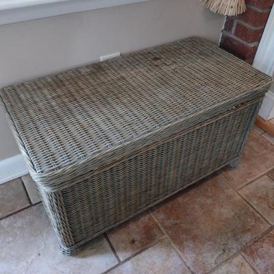 Wicker Rattan Patio Storage Trunk