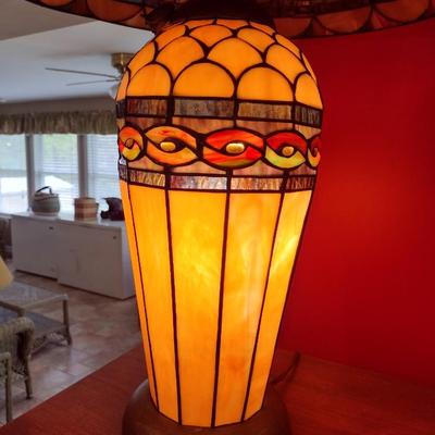 Art Deco Tiffany Shade Style Table Lamp with Light Up Post and Double Bulb Top
