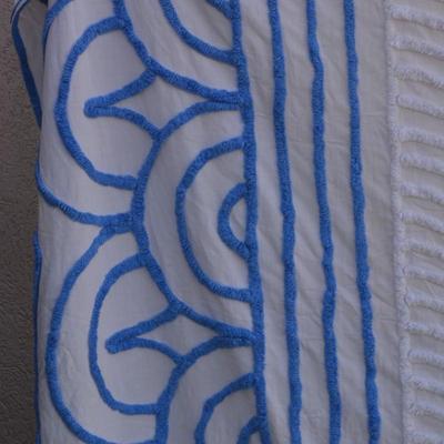 Vintage Floral Blue & White Chenille Bedspread 100