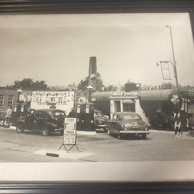 Vintage Gas Station Photos