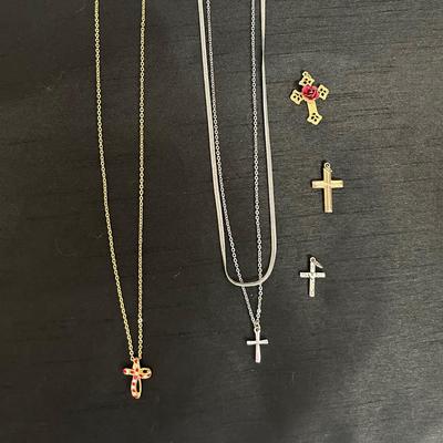 Cross Necklaces/pendants
