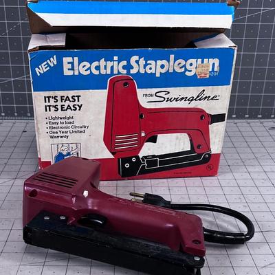 Swingline Electric Stapler 