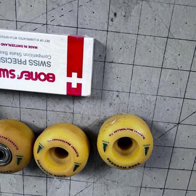 Skateboard Wheels and Bearings 