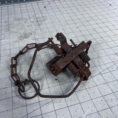 Antique Leg Hold Trap