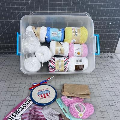 Small Tub of Yarn 