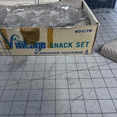 Snack Set by ANCHOR HOCKING (8) Piece