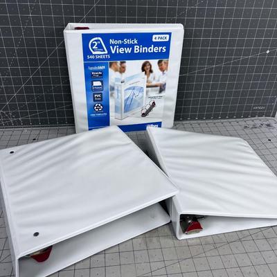 (3) 3-Ring Binders 
