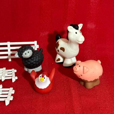 FISHER PRICE LITTLE PEOPLE FARM ANIMALS