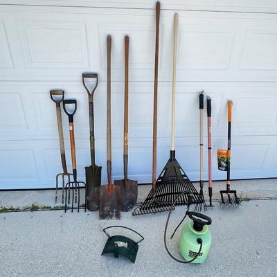 Yard Tools ~ Lot Of 12