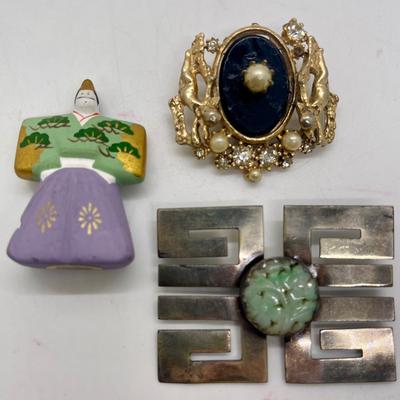 3pc Jewelry Lot 2 Brooch Pins & 1 Miniature Figurine