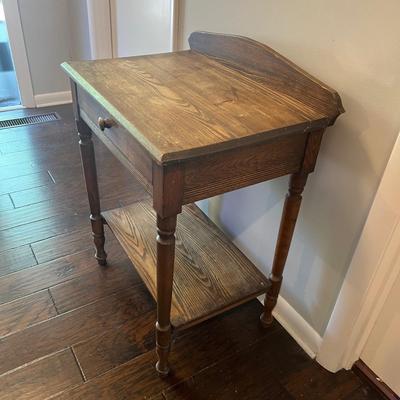 One Drawer Wooden Side Table (LR-RG)