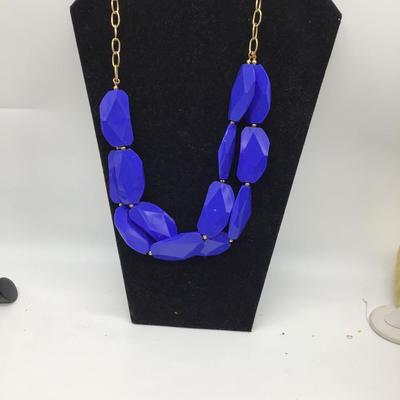 Fashion blue necklace