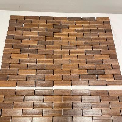 Wood Placemats w/ 8-Person OneidaCraft Flatware Set (DR-SS)