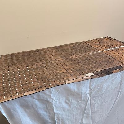 Wood Placemats w/ 8-Person OneidaCraft Flatware Set (DR-SS)