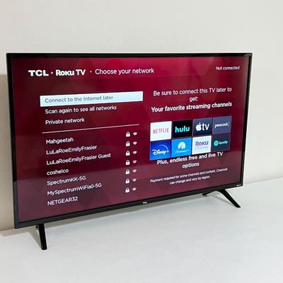 TCL ~ 40â€ Roku TV
