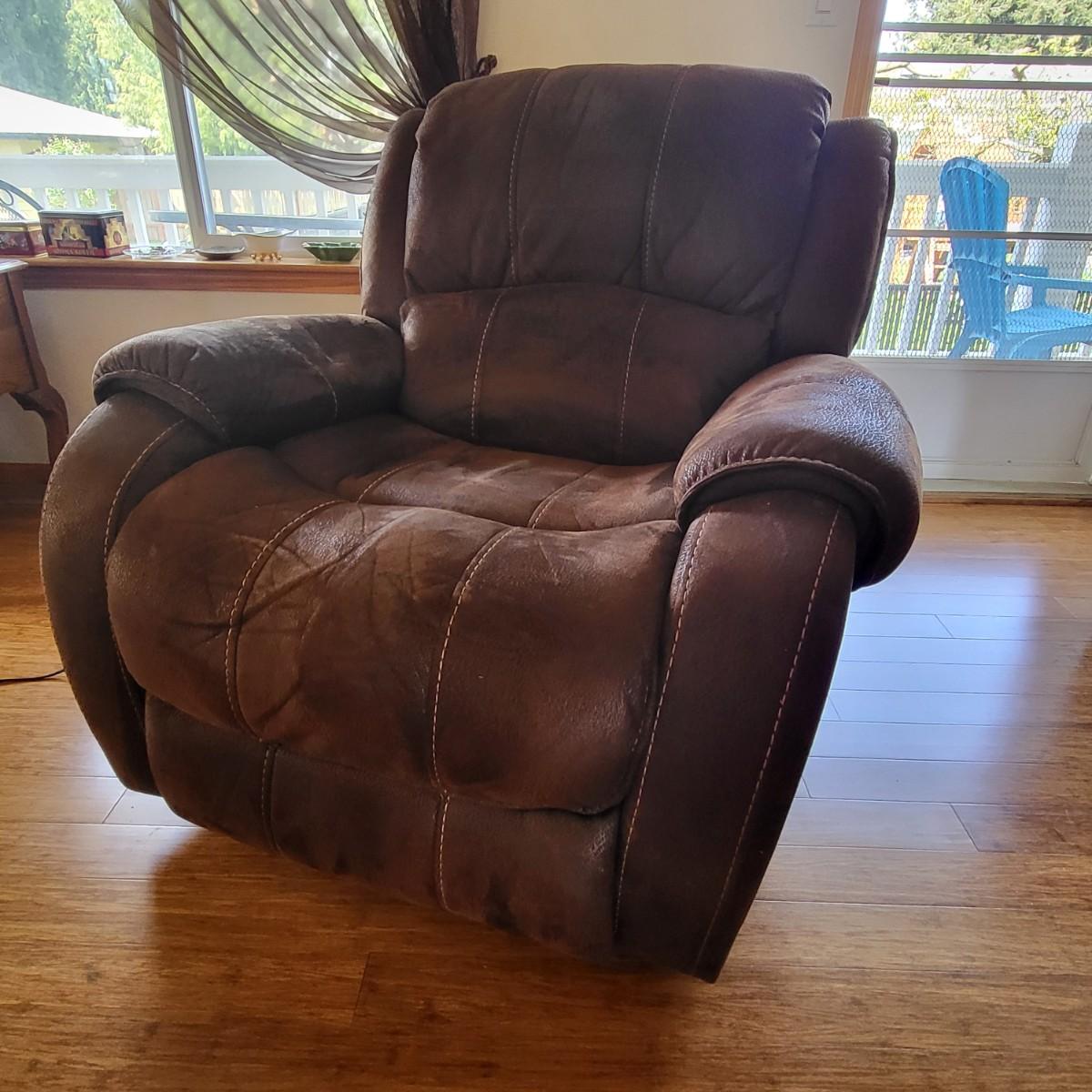 Leggett & Platt Electric Recliner Brown Microfiber
