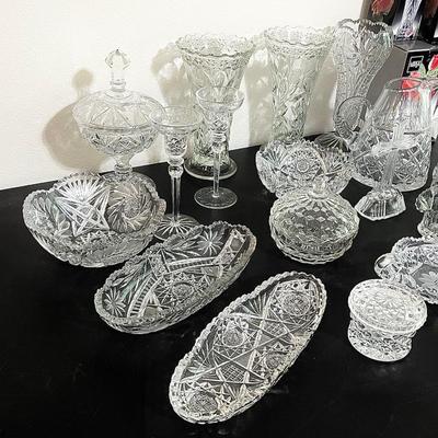 24 Piece Assorted Crystal / Glassware
