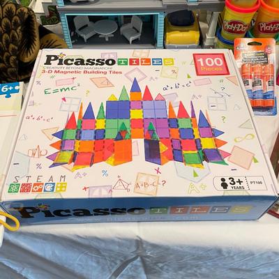 Melissa & Doug, Picasso Tiles, & More Pre-K Toys (LR-SS)