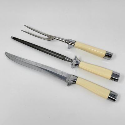 Carvel Hall Carving Set By Briddell