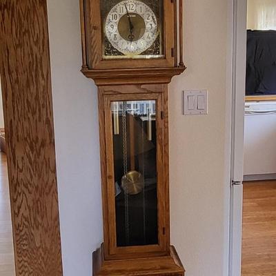 Howard Miller Grandfather Clock No. 610124