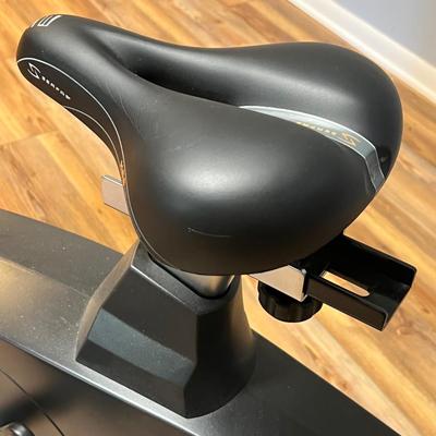 Spirit CU800 Upright Exercise Bike (S-RG)