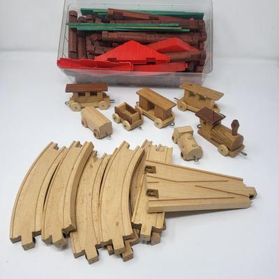 Children's Lincoln Logs & Wood Trains