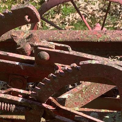 LOT:57: Antique/Vintage Red Farming Plow