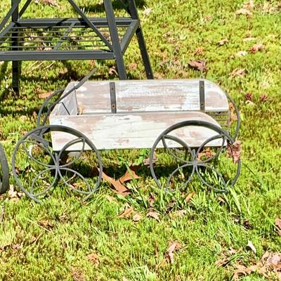 LOT:55: Windmill, Wagon and Tricycle Planter Lawn Decor