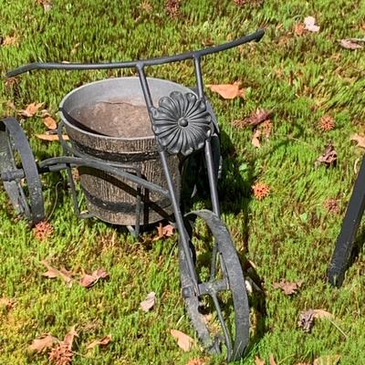 LOT:55: Windmill, Wagon and Tricycle Planter Lawn Decor