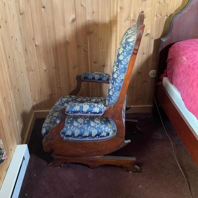 LOT: Antique Eastlake Style Stationary Rocking Chair