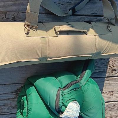 Dupont Dacron Hollofil808 sleeping bag with Dillon Precision bedroll cushion