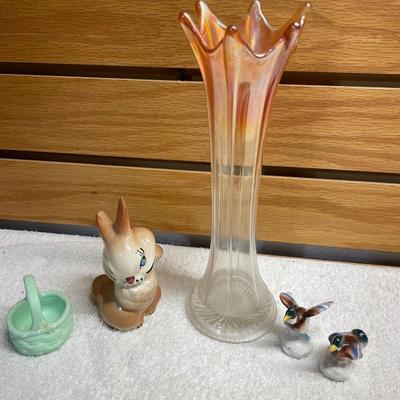 Decorative thimbles, bunny and ducks