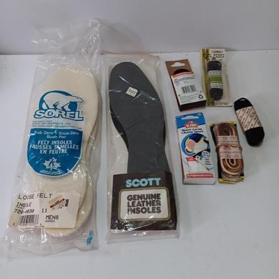 New Sorel felt insoles leather insoles and an assortment of new boot laces.