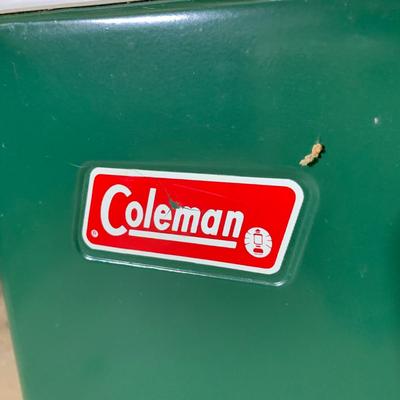 LOT 110 B: Vintage Coleman 10.5 Gallon 